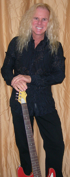 Tod With Red Baritone